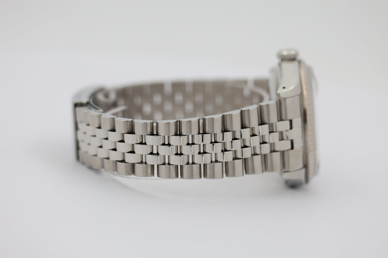 Rolex Datejust 36 Automatik Herrenuhr Stahl 16234 - Detail view 4