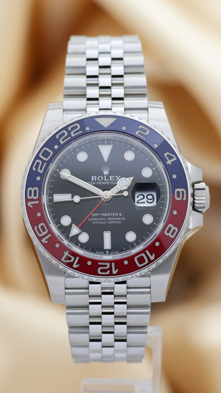 Rolex GMT-Master II "Pepsi" 40mm Automatik Herrenuhr 126710BLRO - Main product image