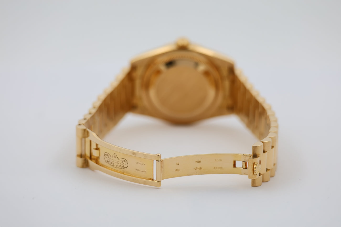 Rolex Day-Date 36 Automatik Herrenuhr Diamond-Dial 118238 - Detail view 6