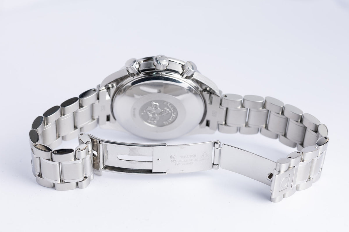 Omega Speedmaster Date 39mm Automatik 35135000 - Detailansicht 8