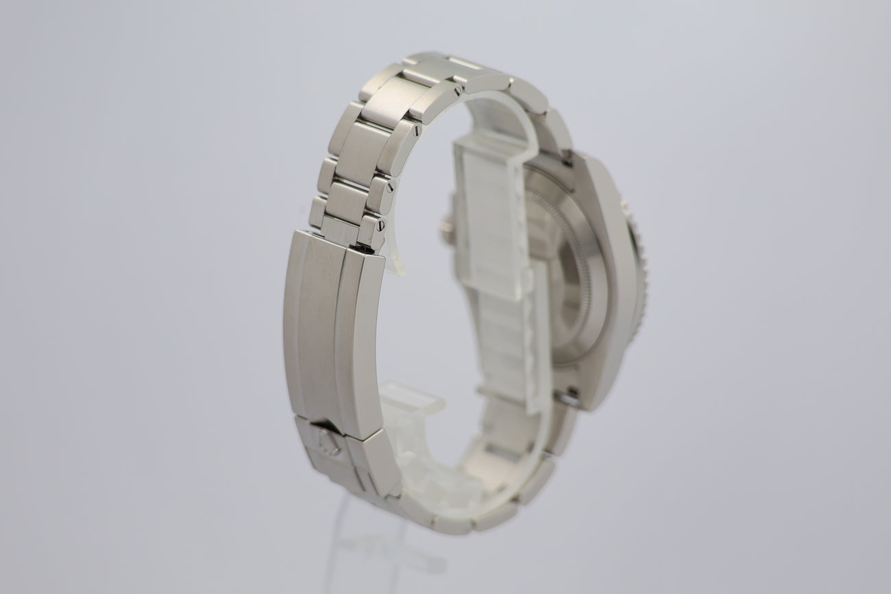 Rolex Submariner (No Date) 40mm Automatik  114060 - Detailansicht 1