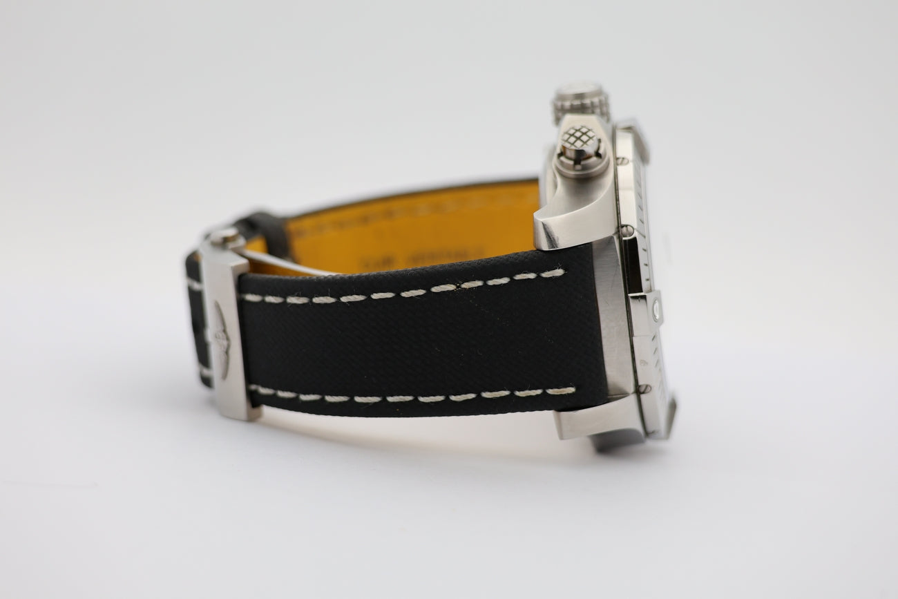 Breitling Super Avenger 48mm Automatik  A13375 - Detailansicht 4