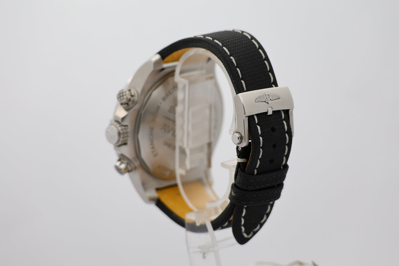 Breitling Super Avenger 48mm Automatik  A13375 - Detailansicht 2