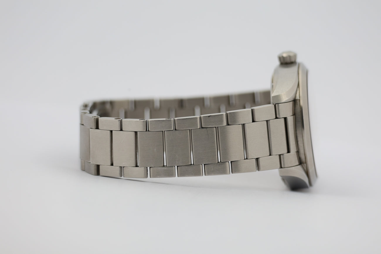 Omega Seamaster Railmaster 40mm Automatik 22010402003001 - Detailansicht 4