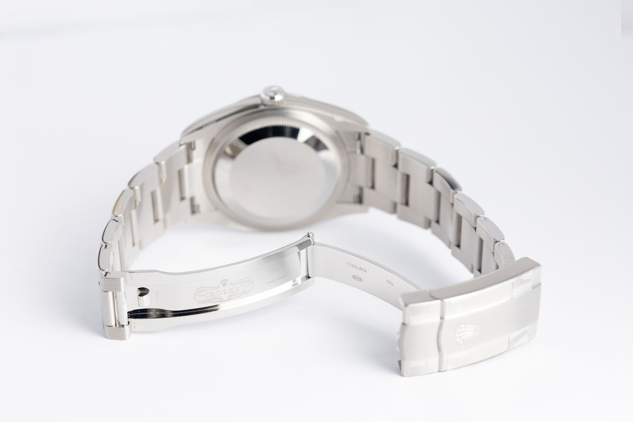 Rolex Oyster Perpetual 36 Automatik Herrenuhr NEU 126000 - Detailansicht 8