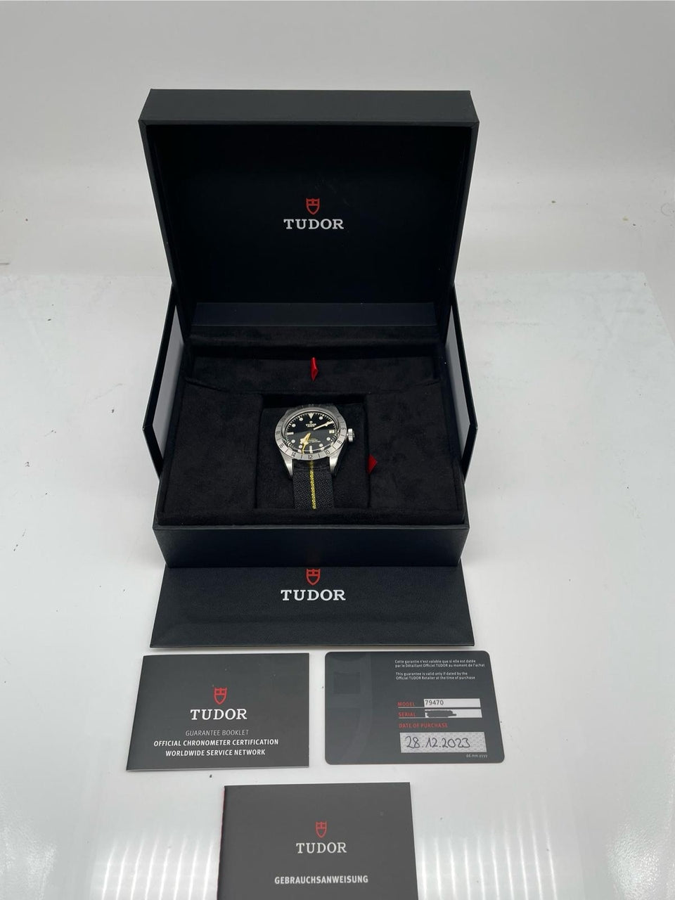Tudor Black Bay Pro  Automatik 39mm 79470 - Papiere und oder Lieferumfang