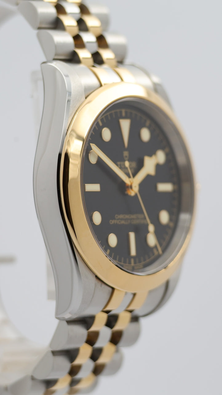 Tudor  Black Bay Automatik Herrenuhr Stahl/Gold 39mm 79663 - Detailansicht 8