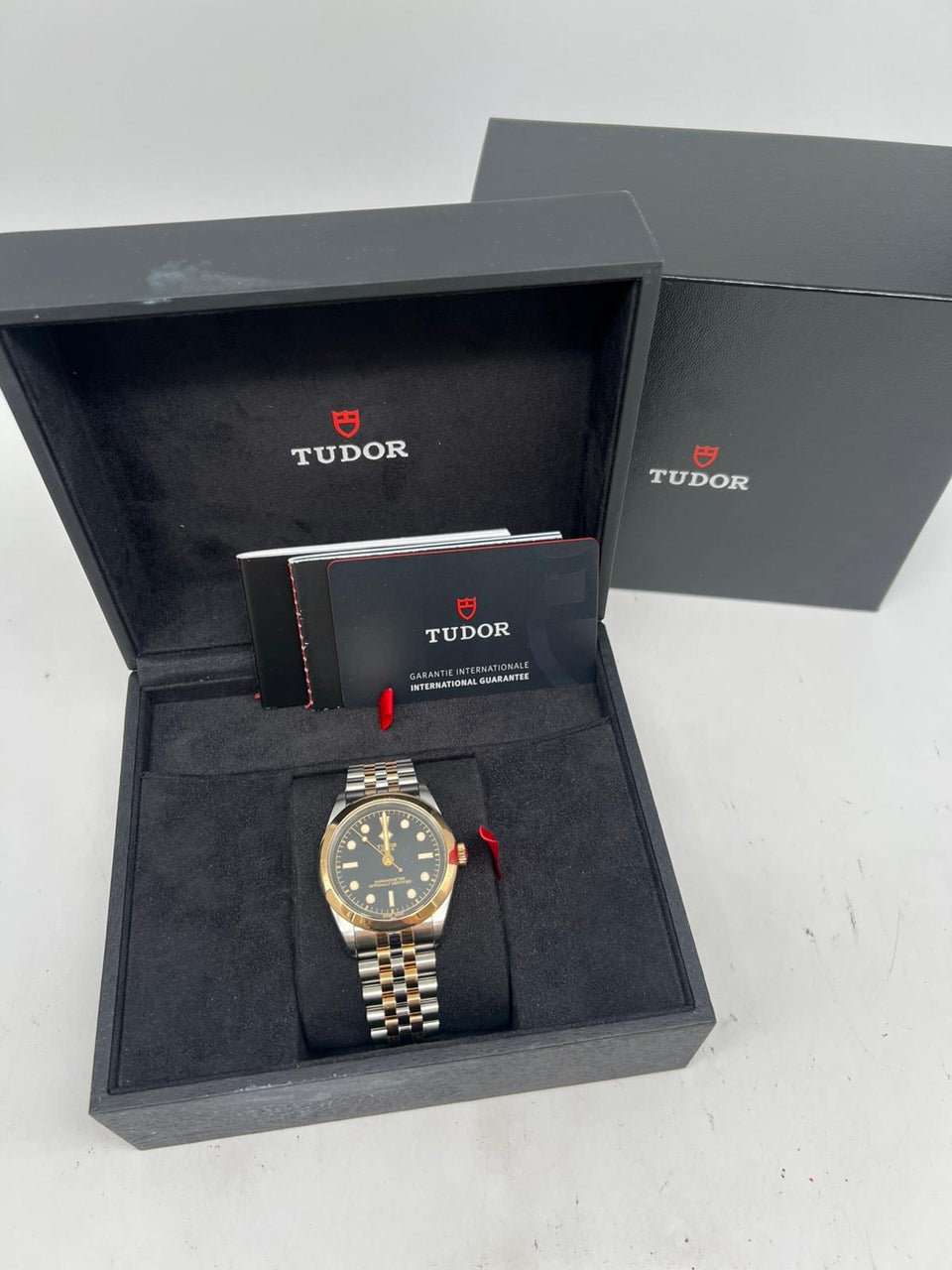Tudor  Black Bay Automatik Herrenuhr Stahl/Gold 39mm 79663 - Papiere und oder Lieferumfang