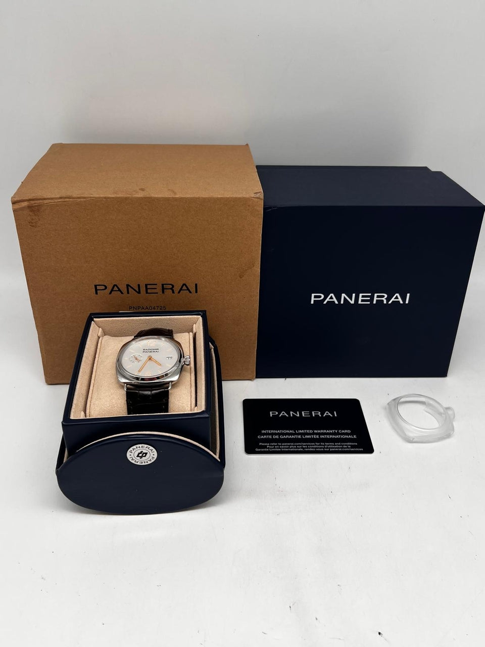 Panerai Radiomir Quaranta Automatik Herrenuhr PAM01570 Box + og. Papiere