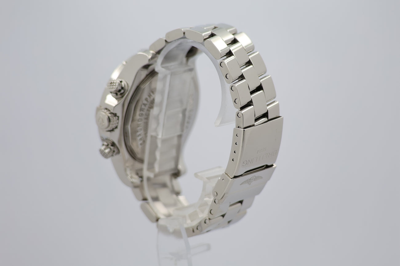 Breitling Avenger Skyland 45mm Automatik  A13380 - Detailansicht 2