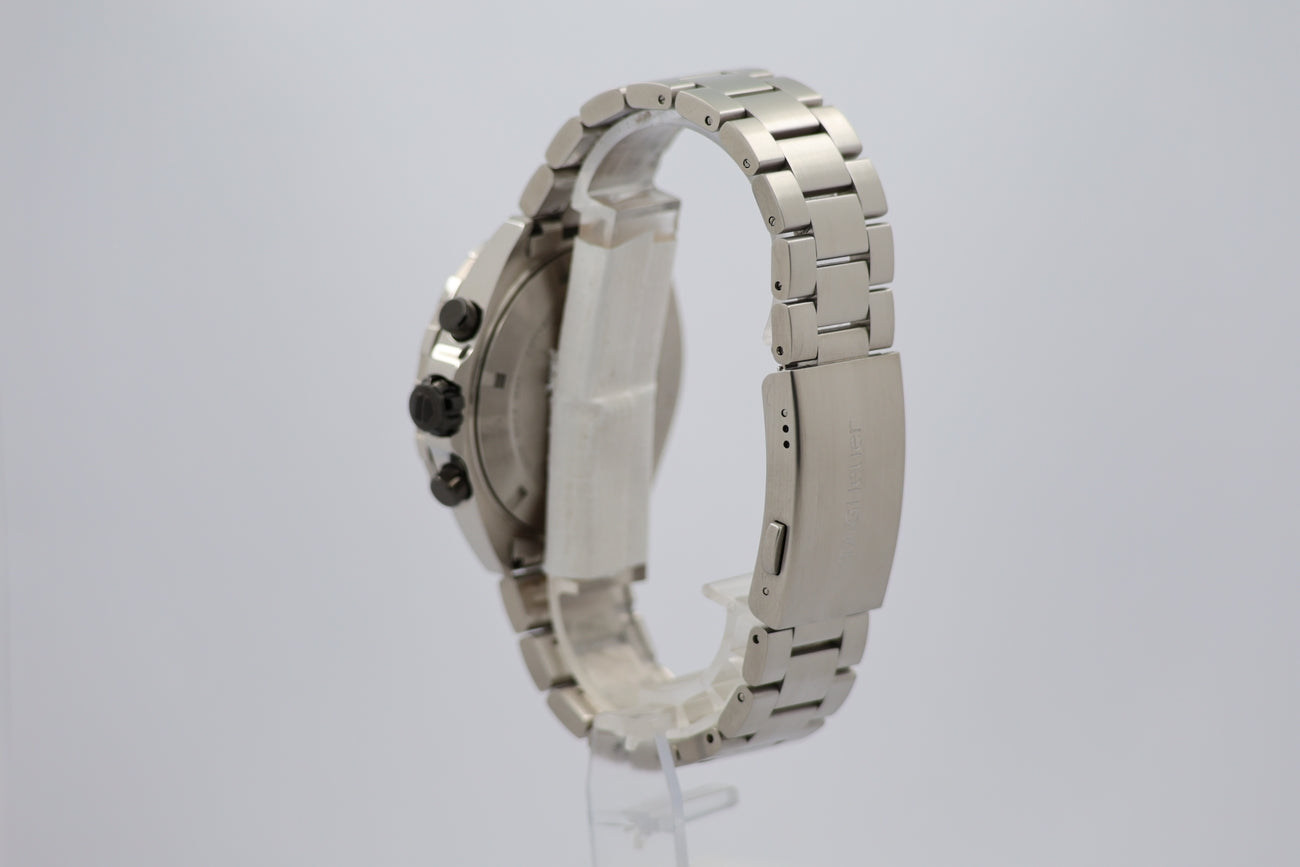 Tag Heuer Formula 1 Chronograph 43mm Quarz CAZ101AH - Detailansicht 2