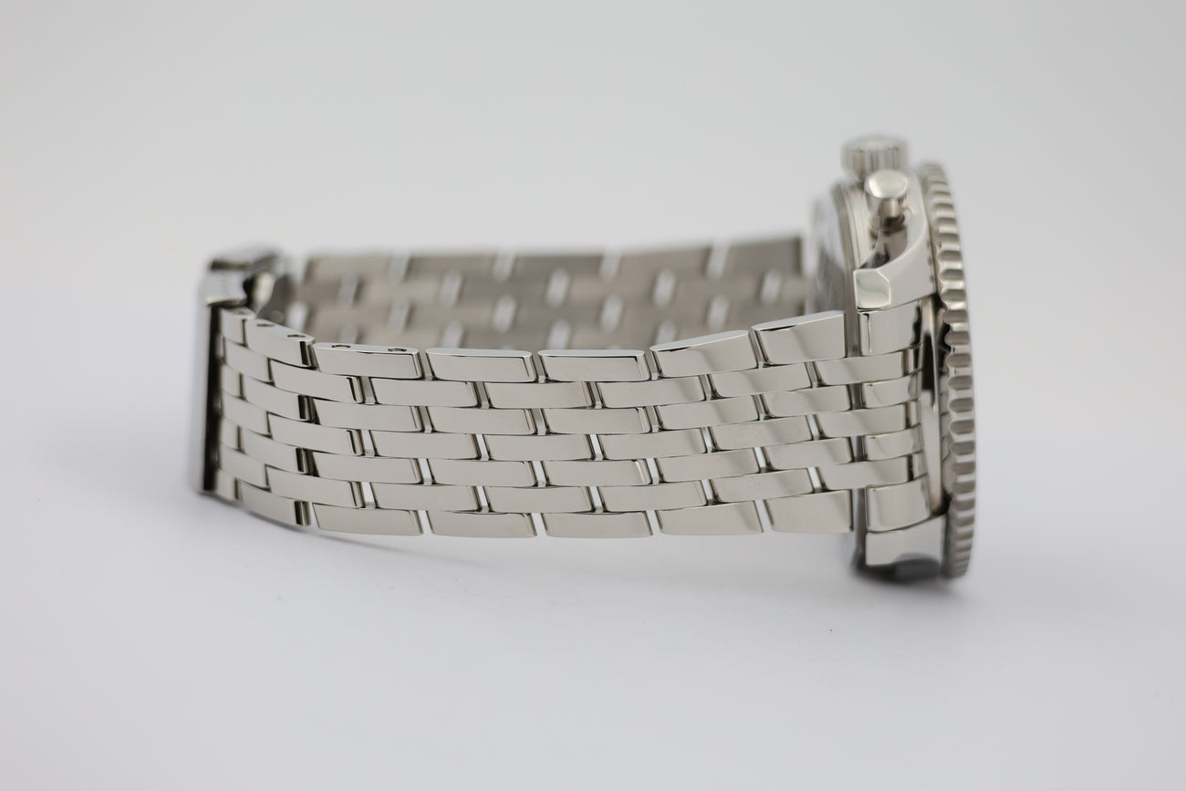 Breitling Navitimer World GMT 46mm Automatik Herrenuhr  A24322 - Detailansicht 4