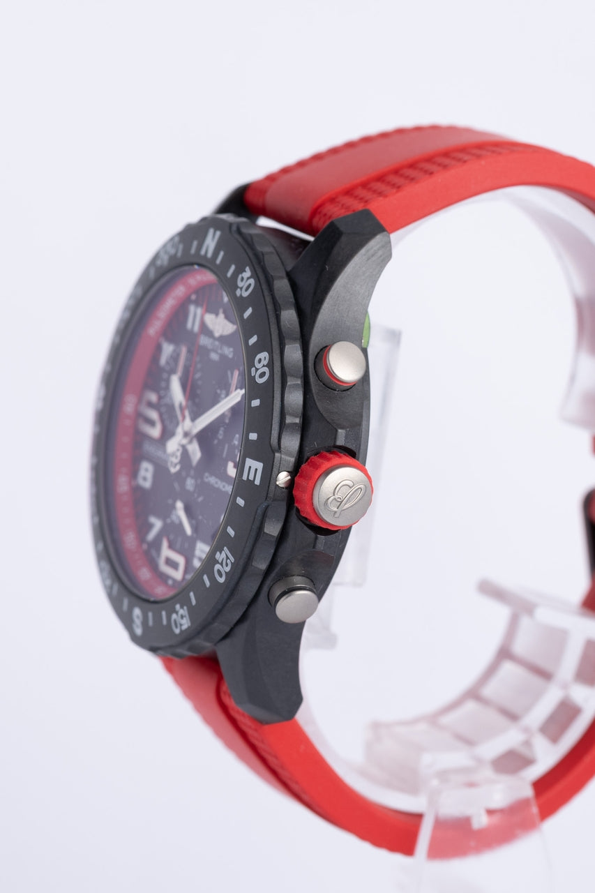 Breitling Endurance Pro 44mm Quarz X82310 - Detailansicht 2