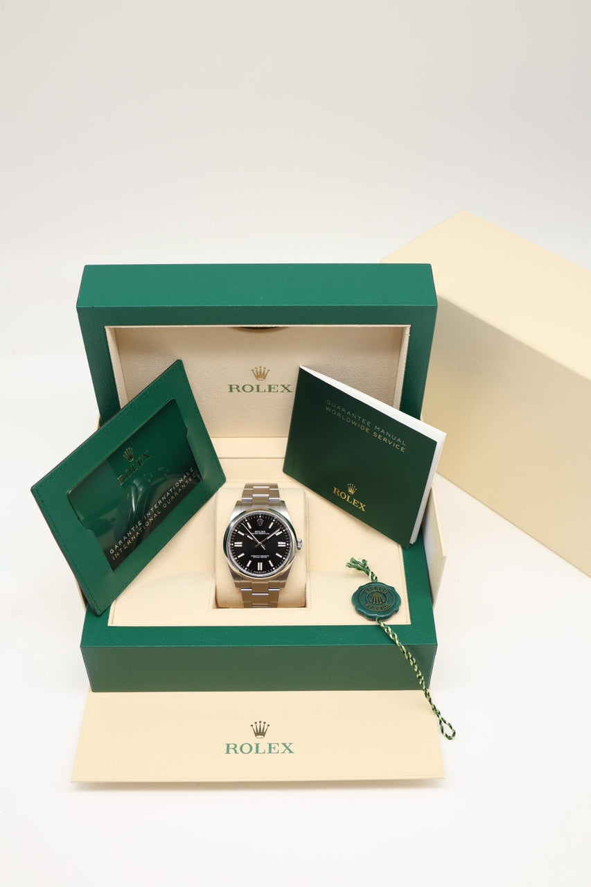 Rolex Oyster Perpetual 41mm ,,Schwarz" 124300 - Papiere und oder Lieferumfang