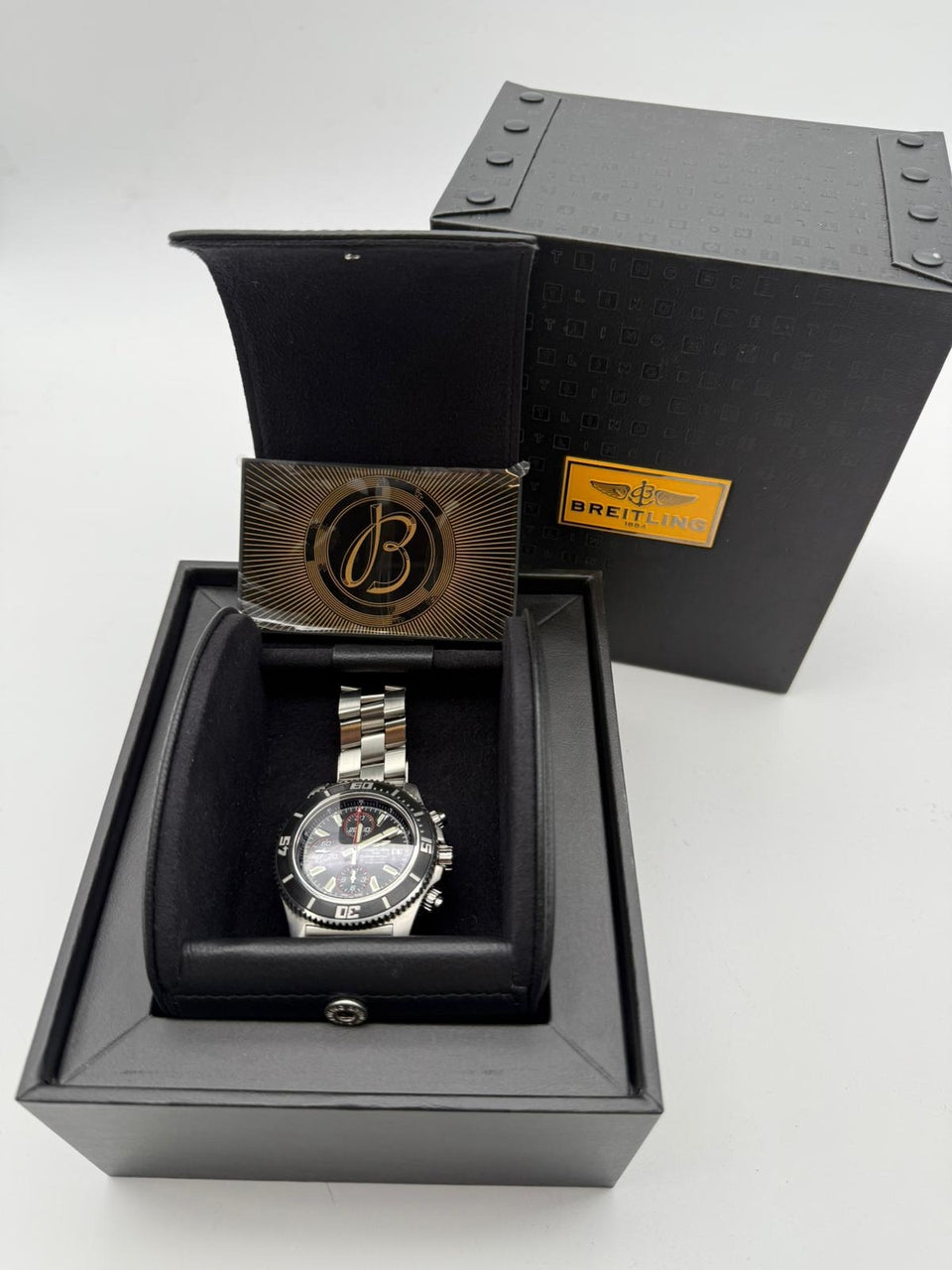 Breitling Superocean Chronograph Steelfish 44mm Automatik  A13341 - Papiere und oder Lieferumfang