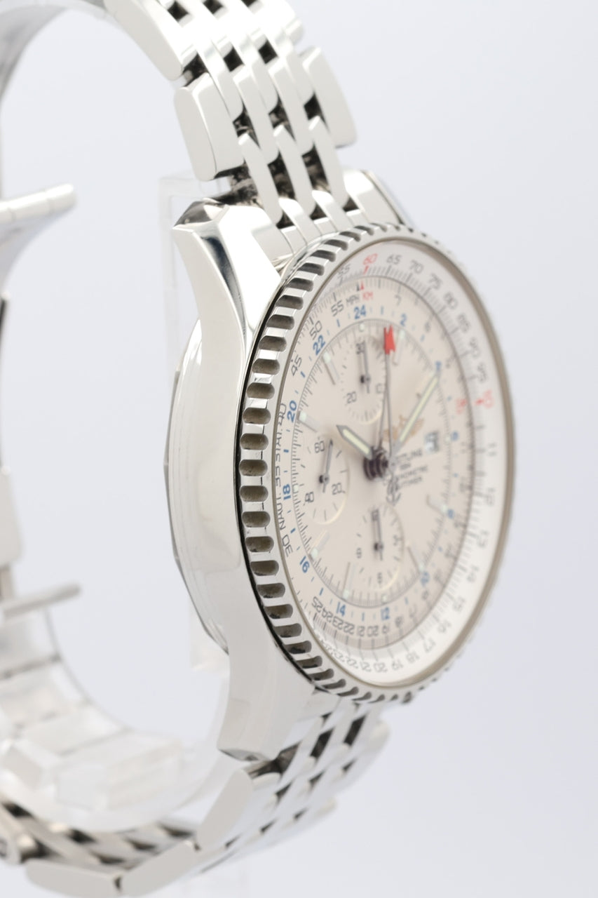 Breitling Navitimer World 46mm A24322 - Detailansicht 2