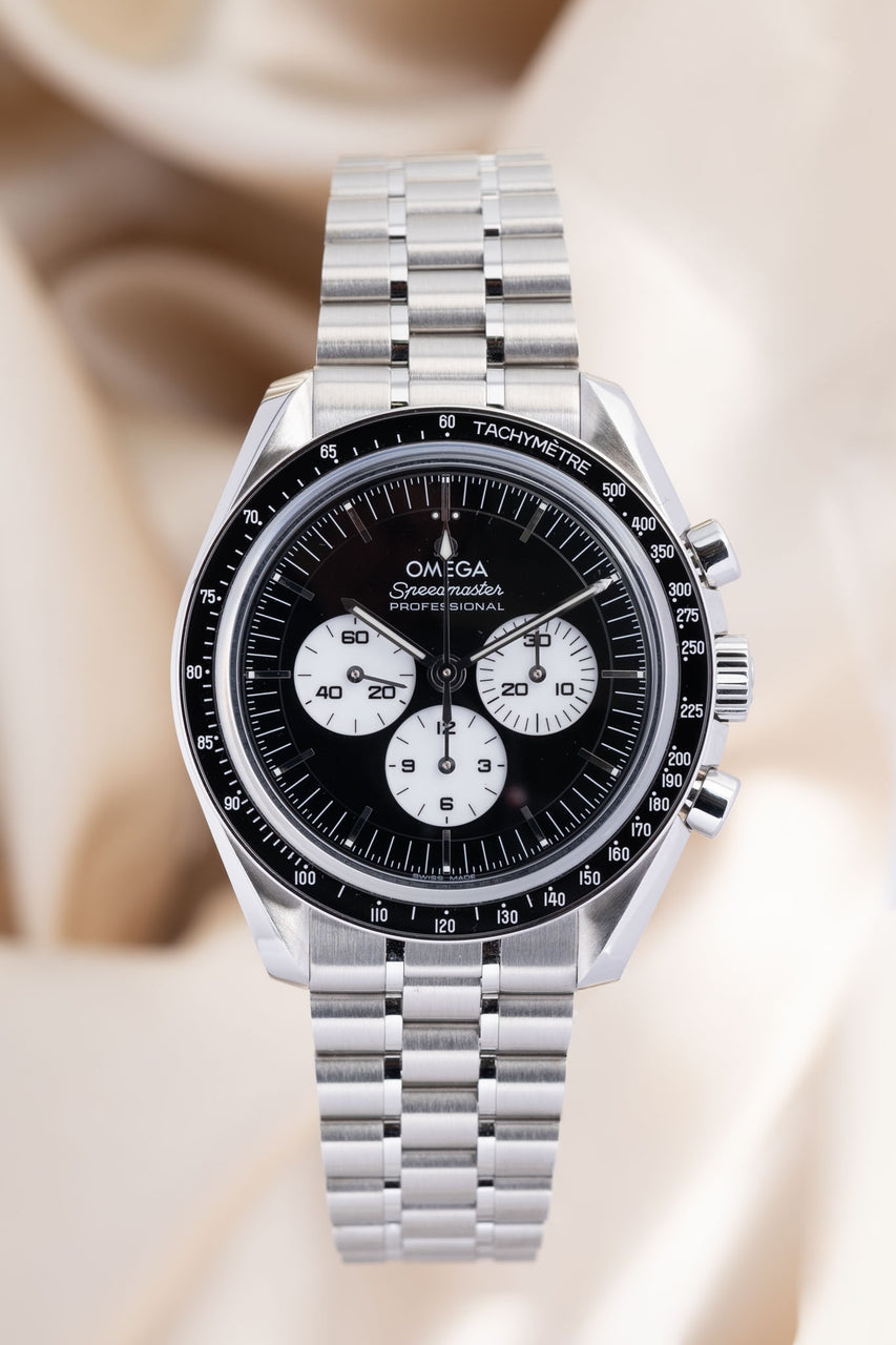 Omega Speedmaster Professional Moonwatch Handaufzug Reverse Panda NEU  31030425001004 - Thumbnail