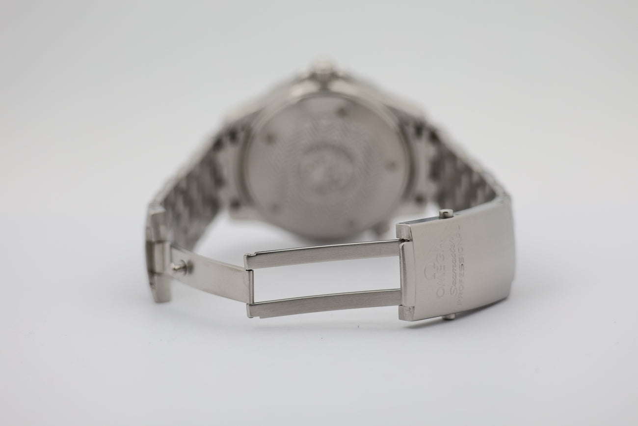 Omega Seamaster Diver 300m 41mm Quarz Herrenuhr 25418000 - Detail view 6