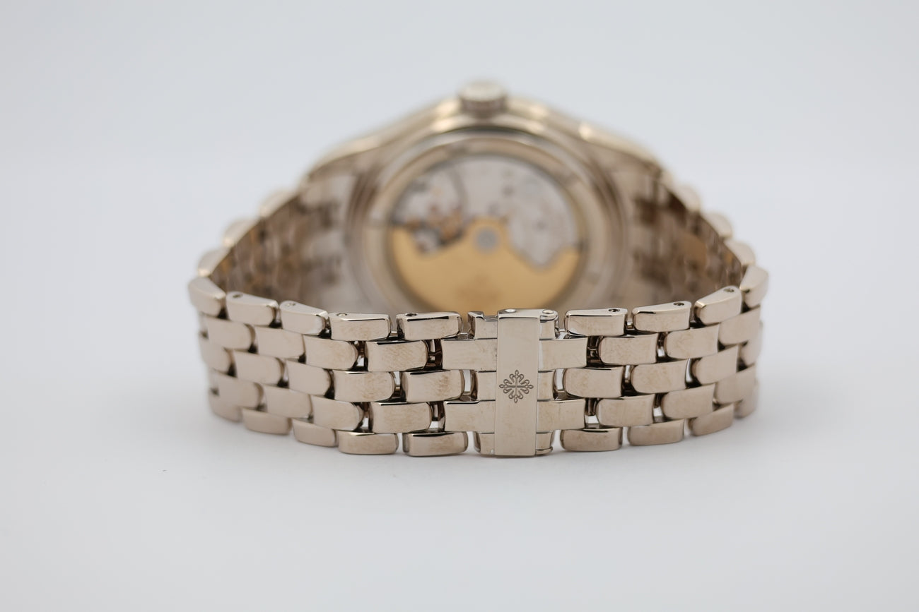 Patek Philippe Annual Calendar Weißgold Automatik 5036 - Detail view 5