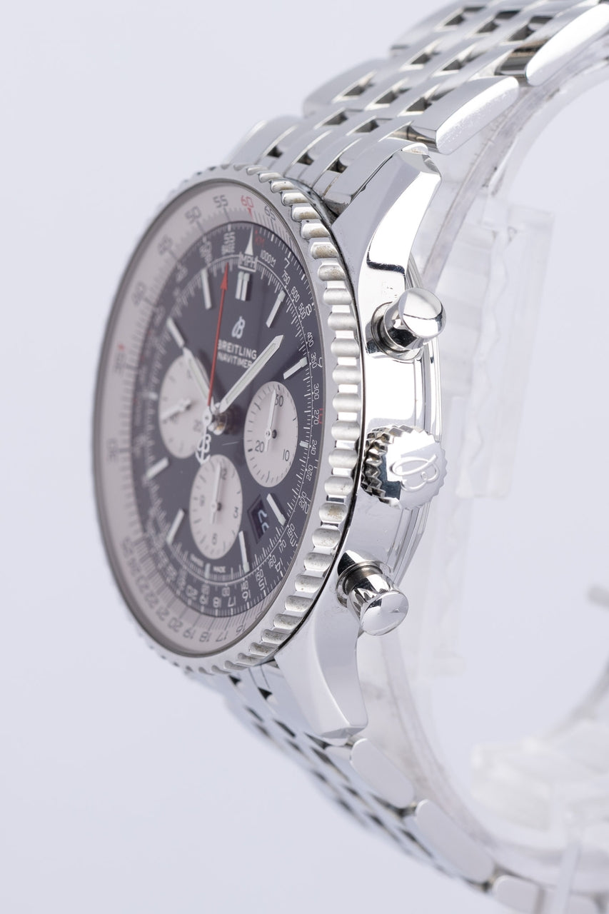 Breitling Navitimer B01 Chronograph Automatik 46mm Schwarz AB0127 - Detailansicht 1