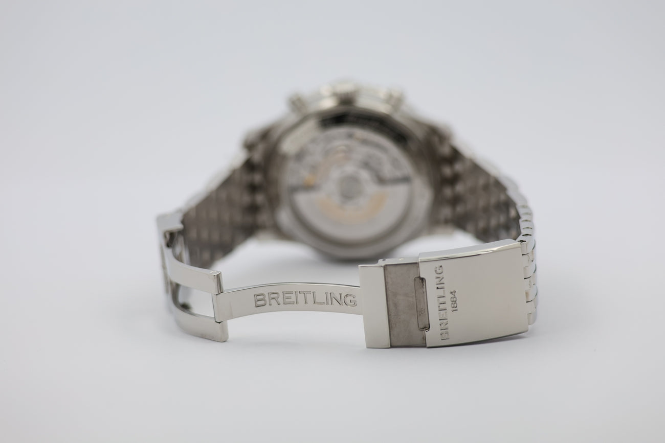 Breitling Navitimer B01 Chronograph 43mm Automatik AB0121 - Detail view 6