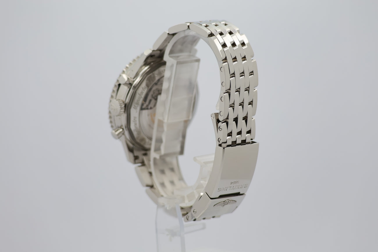 Breitling Navitimer B01 Chronograph 43mm Automatik AB0121 - Detail view 2