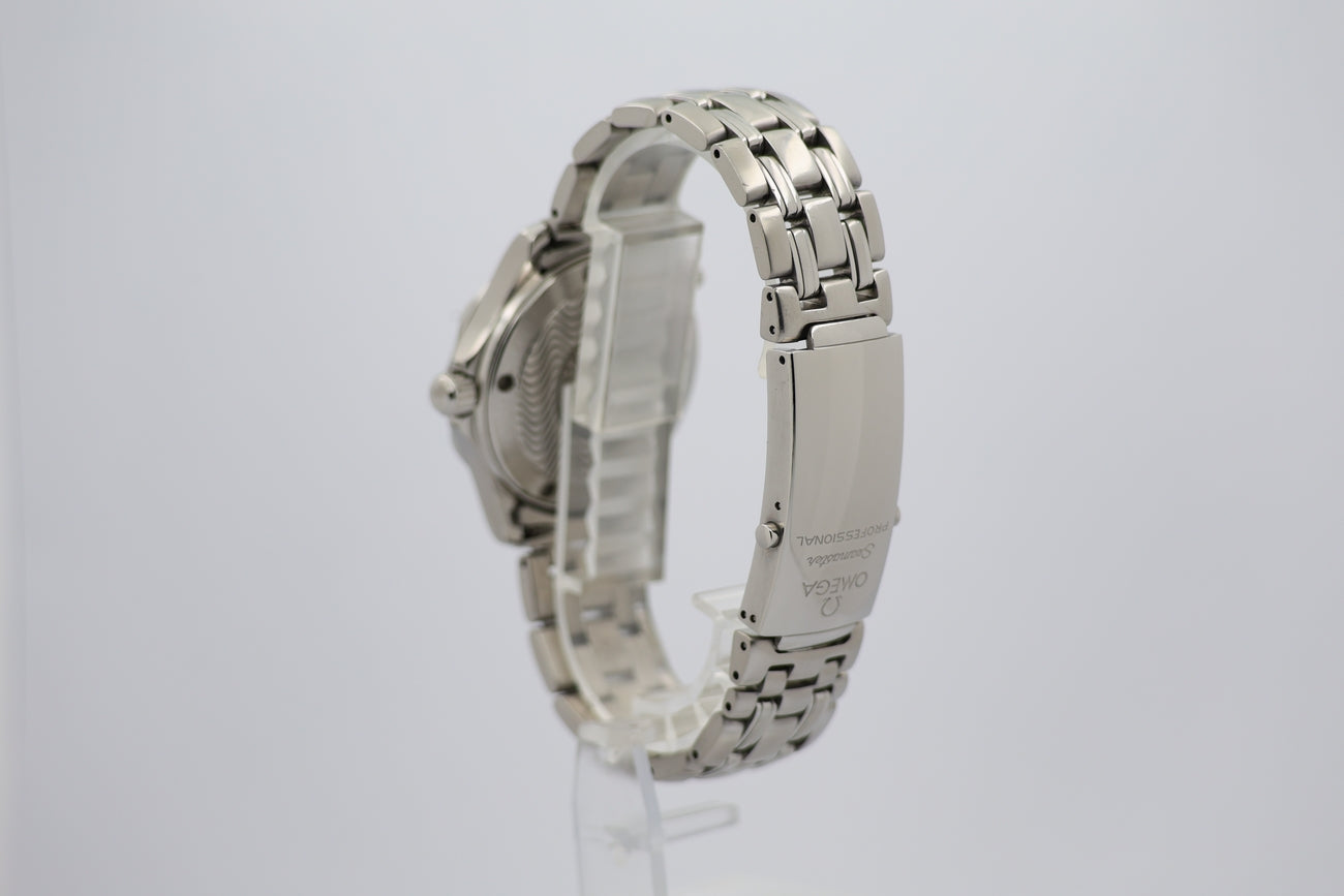 Omega Seamaster Diver 300m Quarz 36mm 25618000 - Detail view 2