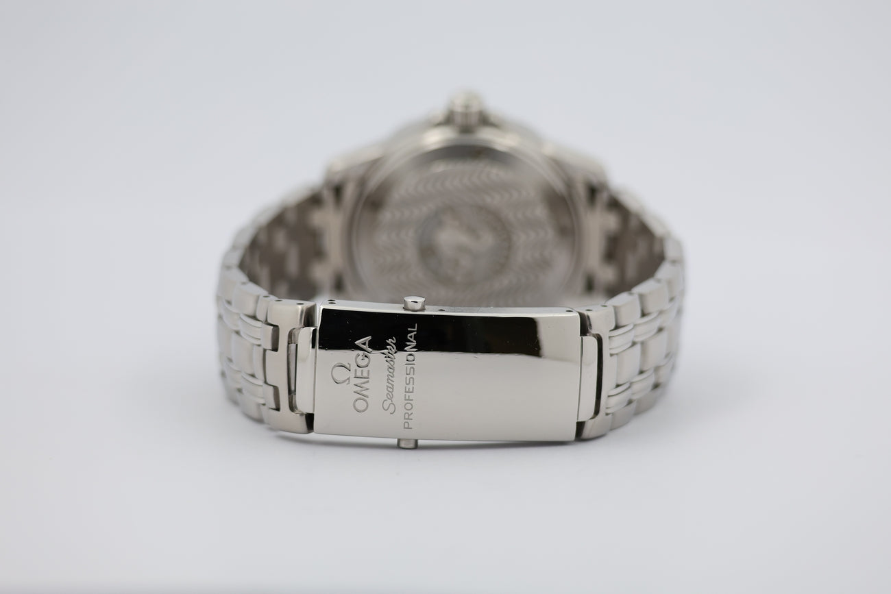 Omega Seamaster Diver 300m Quarz 36mm 25618000 - Detail view 5