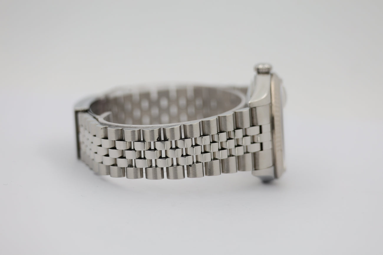 Rolex Datejust 36 Automatik Herrenuhr Stahl 16234 - Detail view 4