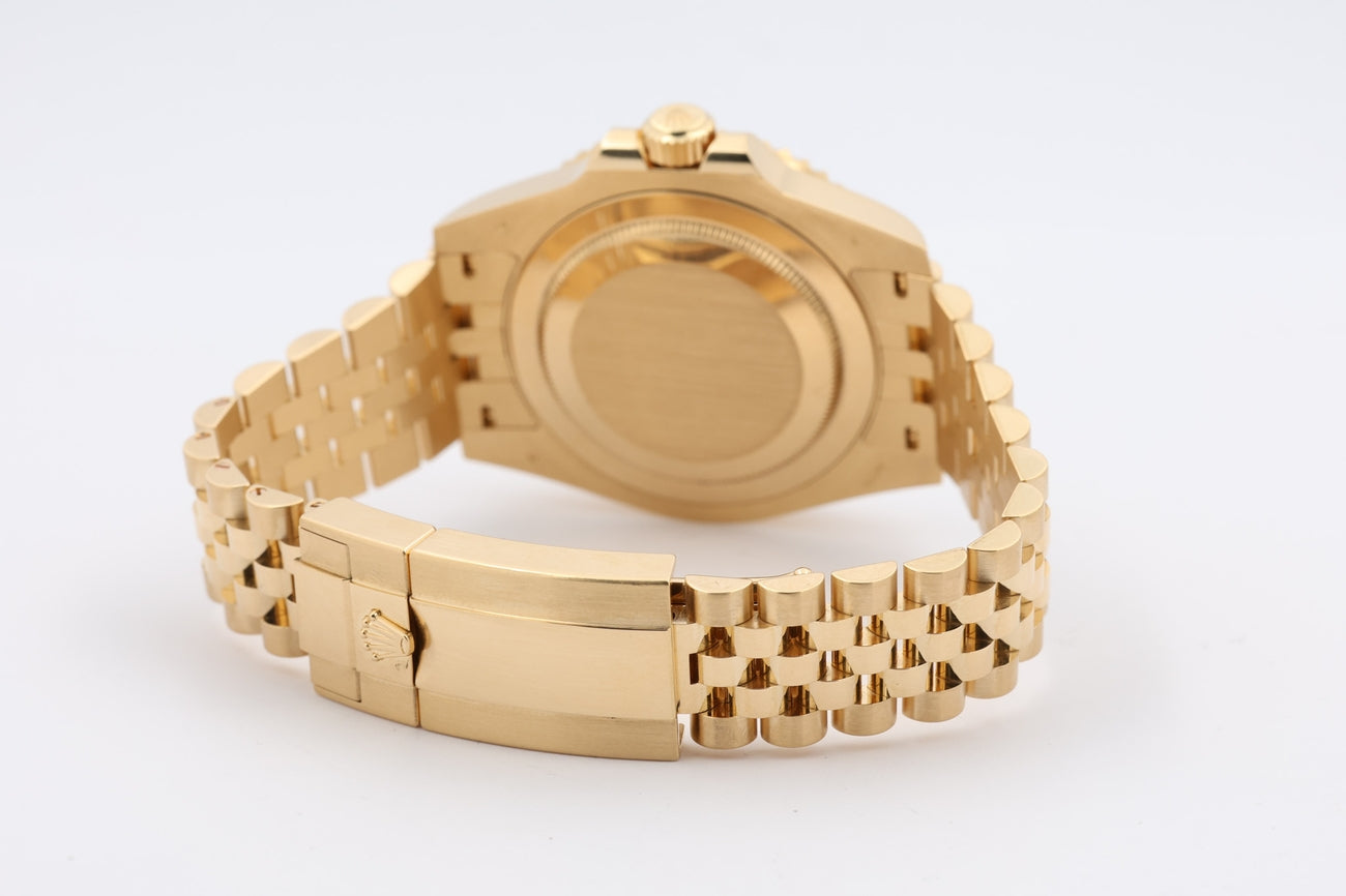 Rolex Oyster Perpetual GMT-Master II Gelbgold 126718GRNR - Detailansicht 7