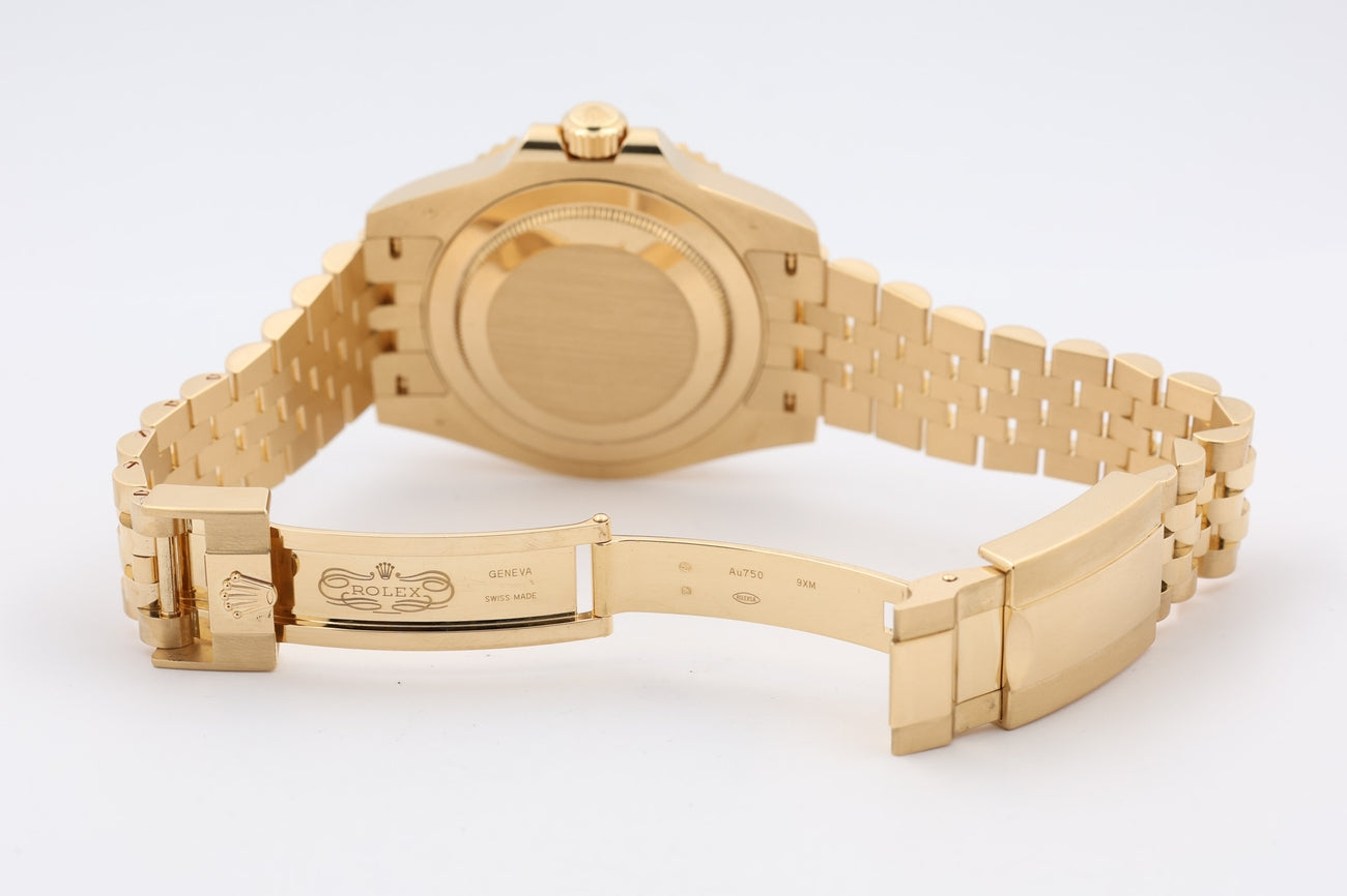 Rolex Oyster Perpetual GMT-Master II Gelbgold 126718GRNR - Detailansicht 8