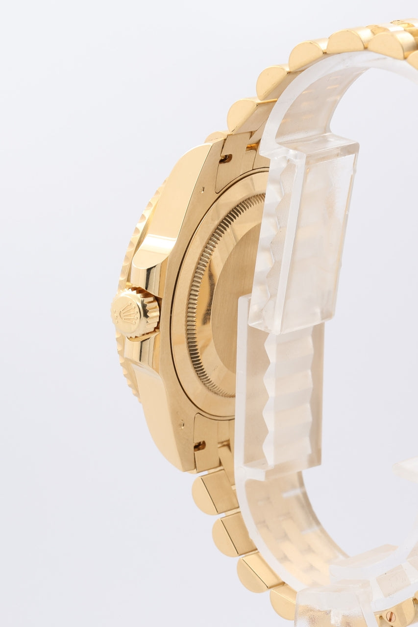 Rolex Oyster Perpetual GMT-Master II Gelbgold 126718GRNR - Detailansicht 3
