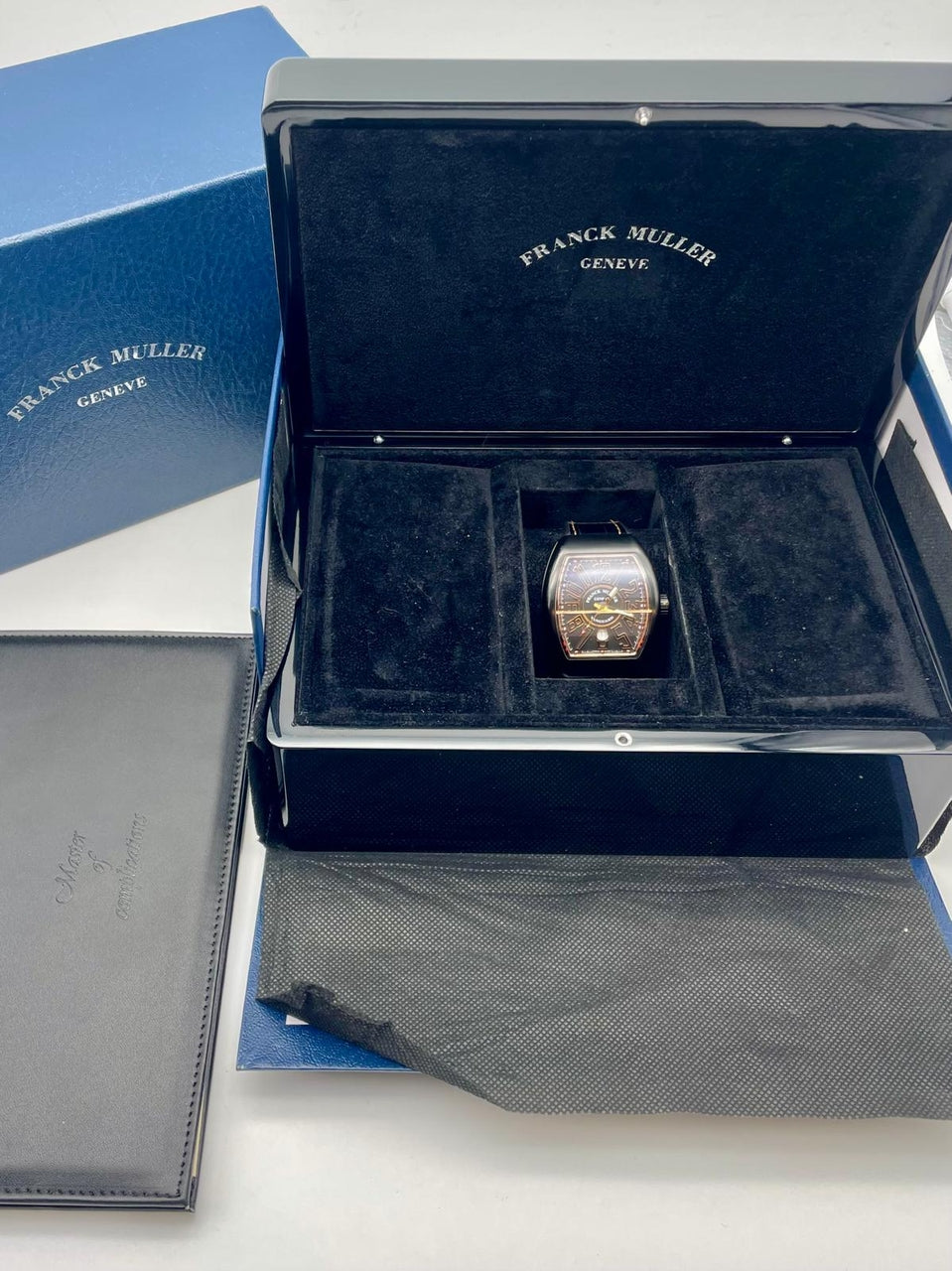 Franck Muller Vanguard 44mm Titan Automatik V45SCDT - Papers and documentation