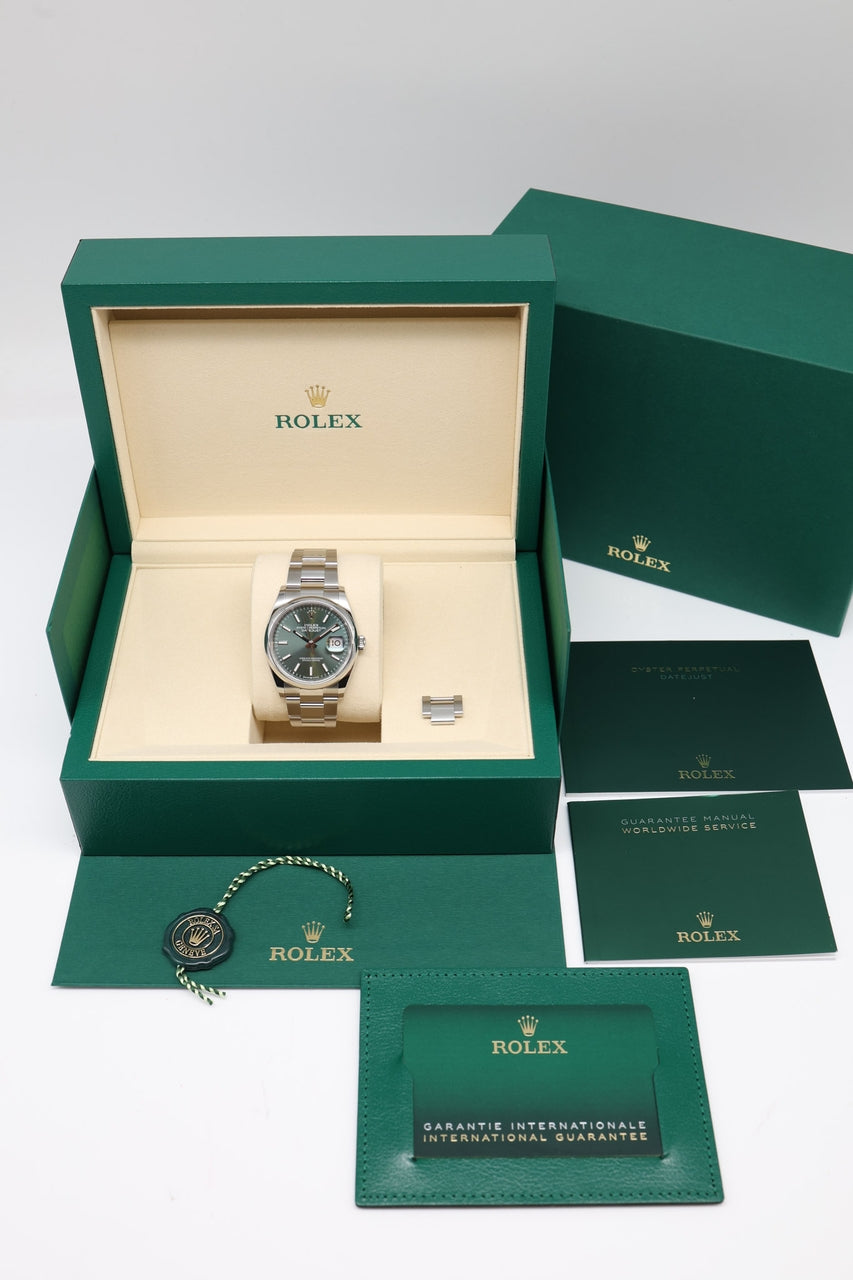 Rolex Datejust 36 Automatik 126200 - Papiere und oder Lieferumfang