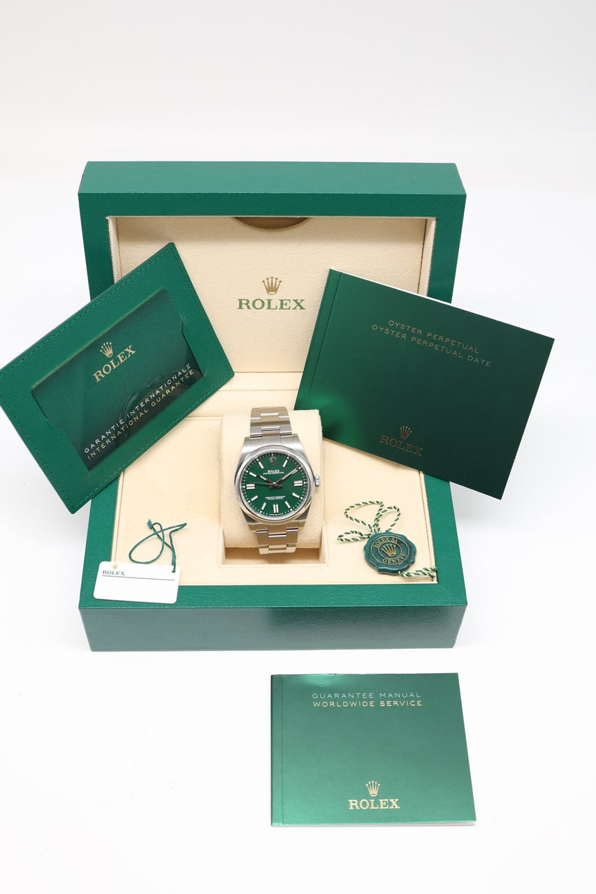 Rolex Oyster Perpetual 41mm Automatik  124300 - Papiere und oder Lieferumfang