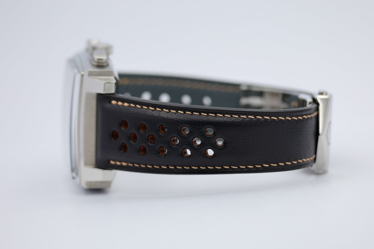 Tag Heuer Monaco Calibre 12 Automatik Herrenuhr CAW2111 Box