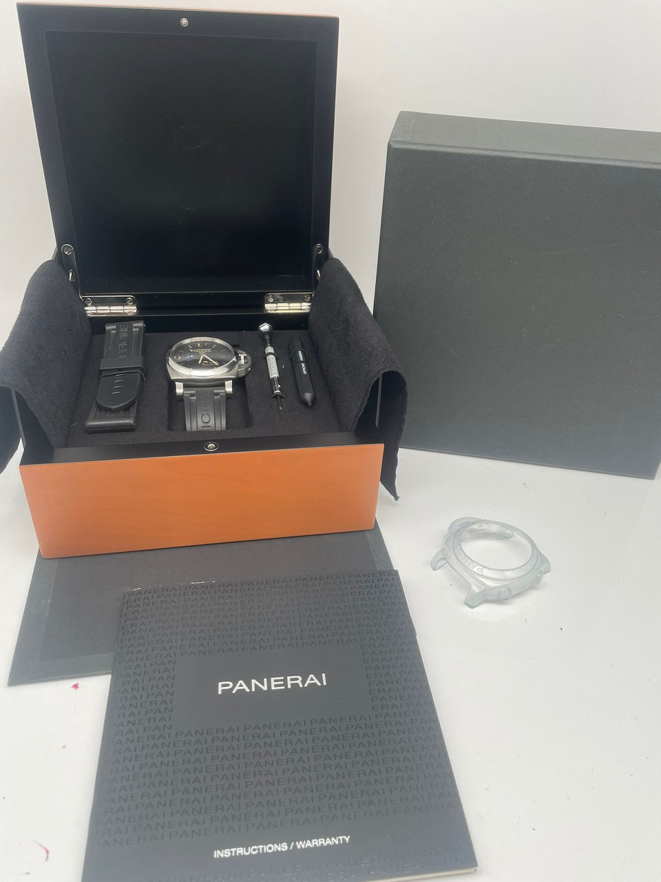 Panerai Luminor 1950 3 Days 44mm Automatik PAM01321 - Papiere und oder Lieferumfang