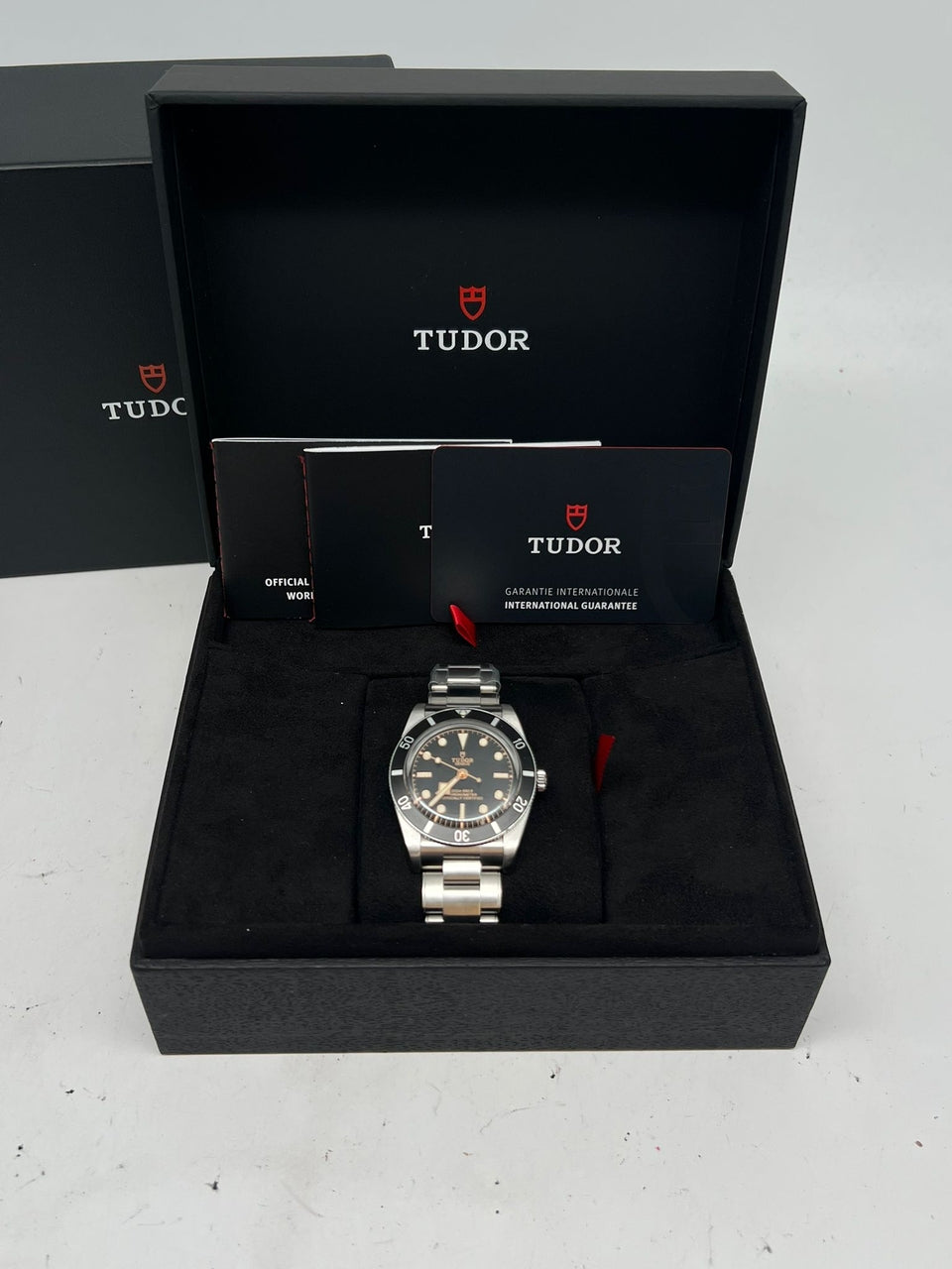 Tudor Black Bay 54 37mm Automatik Herrenuhr NEU 79000N - Papers and documentation