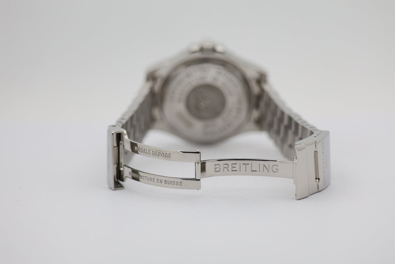 Breitling Colt GMT 40mm Automatik  A32350 - Detail view 6