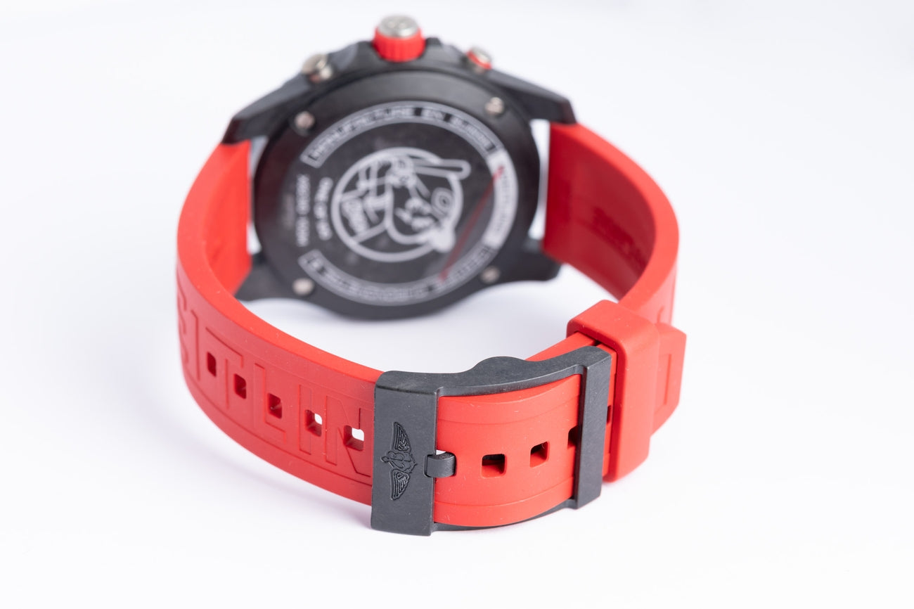 Breitling Endurance Pro "Hiroshima Carp Limited Edition" Quarz Herrenuhr 44mm  X82310 - Detailansicht 7