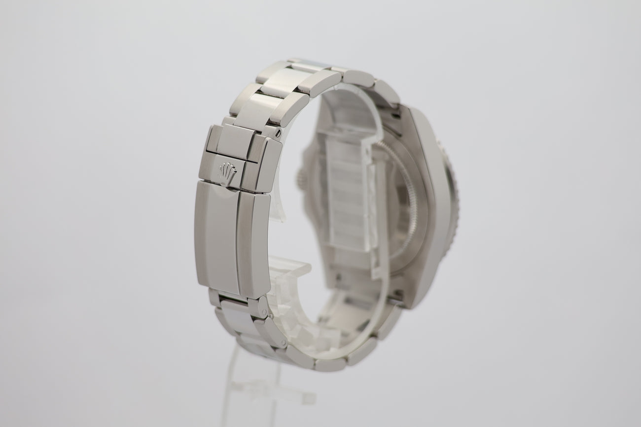 Rolex GMT-Master II Automatik Herrenuhr 40mm 116710LN - Detail view 1