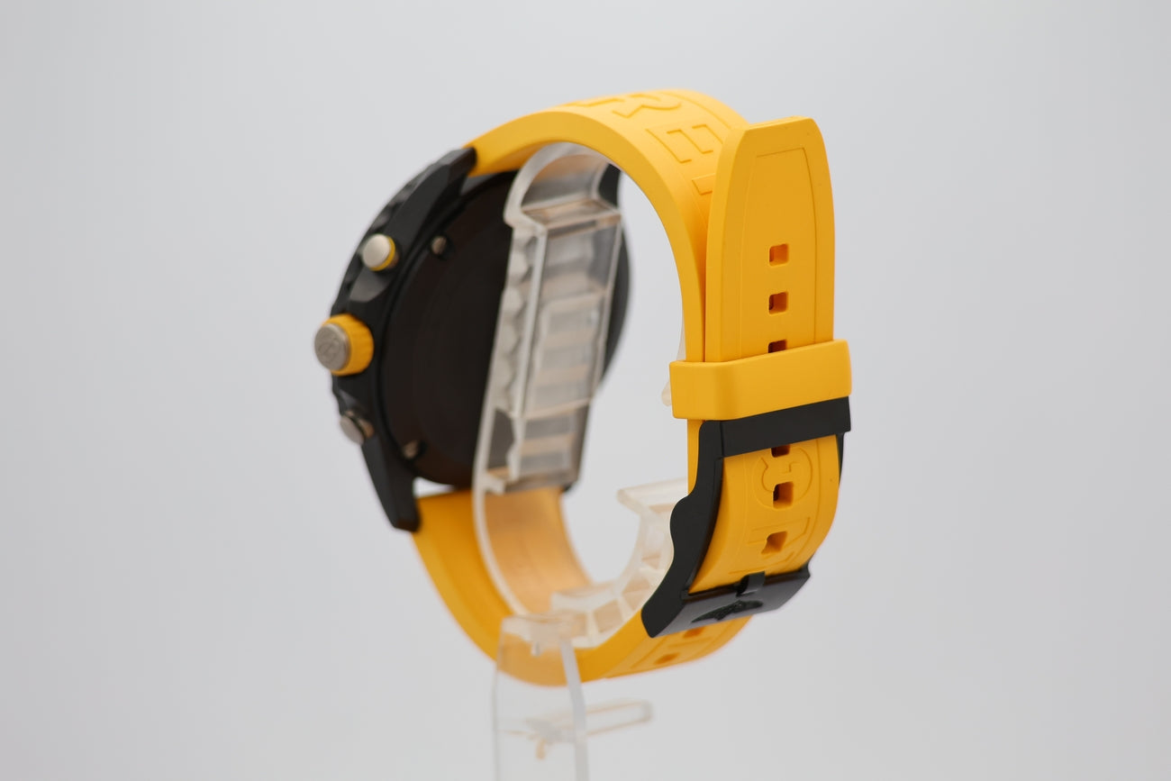 Breitling Endurance Pro 44mm Quarz  X82310 - Detail view 2