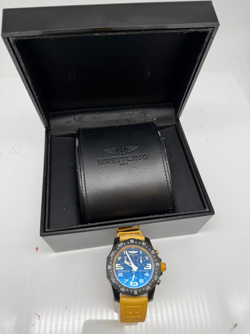 Breitling Endurance Pro 44mm Quarz  X82310 - Papers and documentation