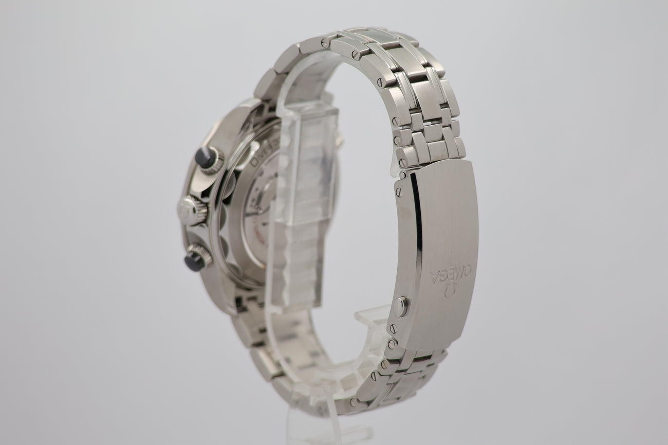 Omega Seamaster Diver 300 M Chronograph Herrenuhr 21030445101001 - Detail view 2