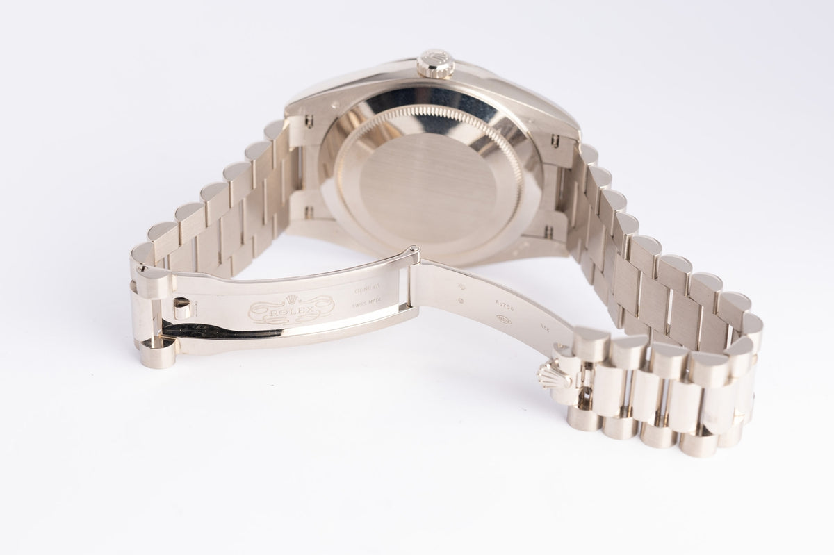 Rolex Day-Date 40 Automatik Weißgold 228239 - Detailansicht 8