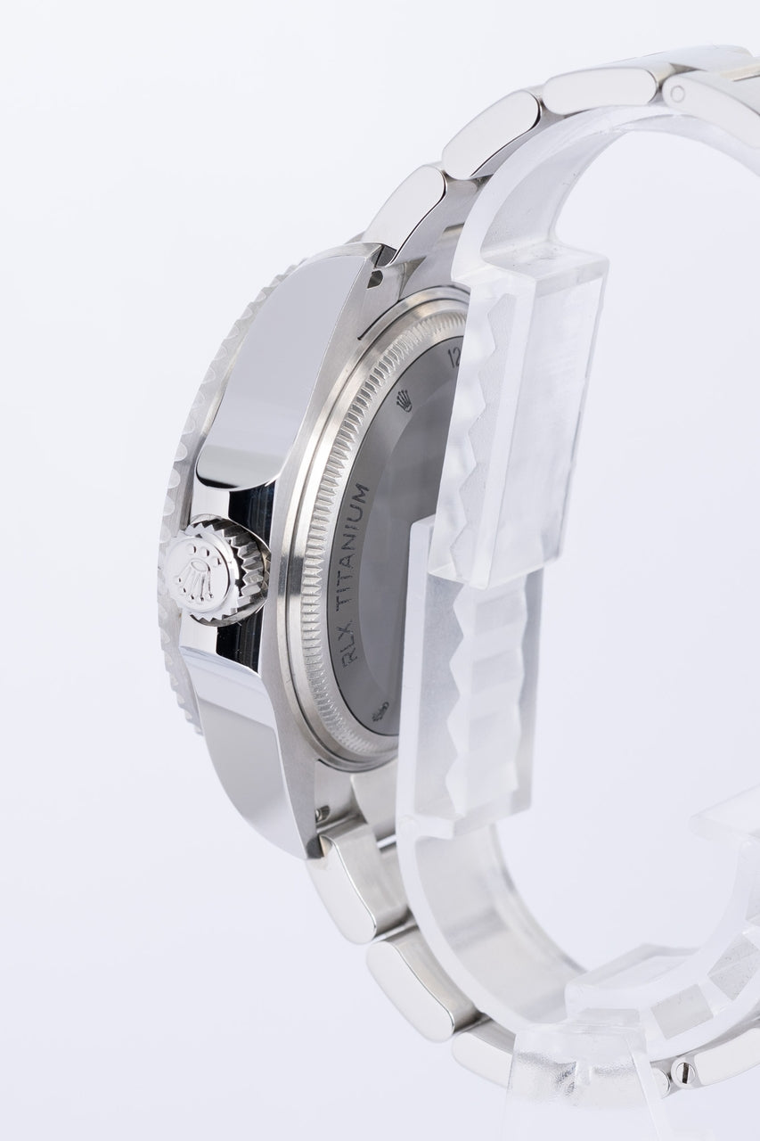Rolex Sea-Dweller Deepsea 44mm Automatik Herrenuhr 136660 - Detailansicht 3
