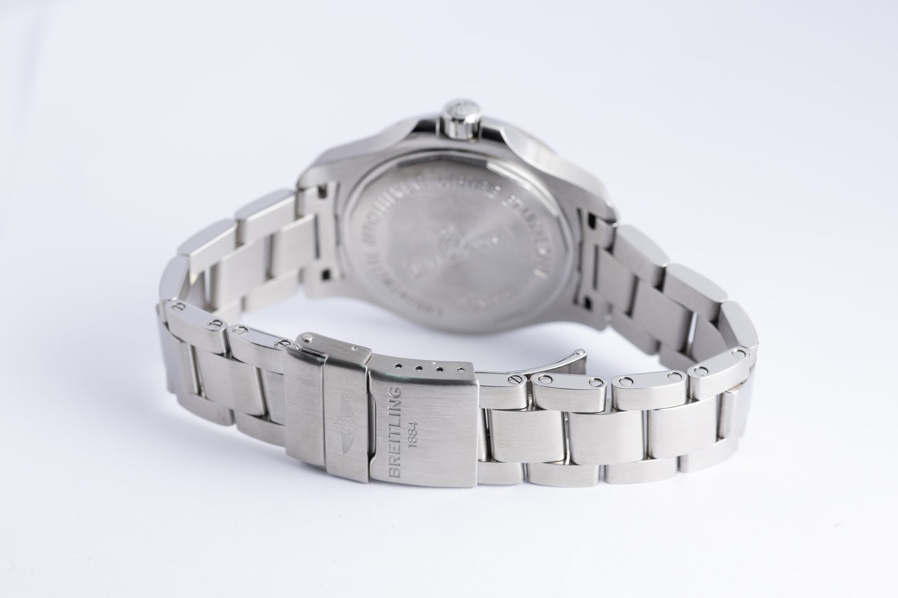 Breitling Chronomat Colt 41 Automatik Herrenuhr A17313 - Detailansicht 7