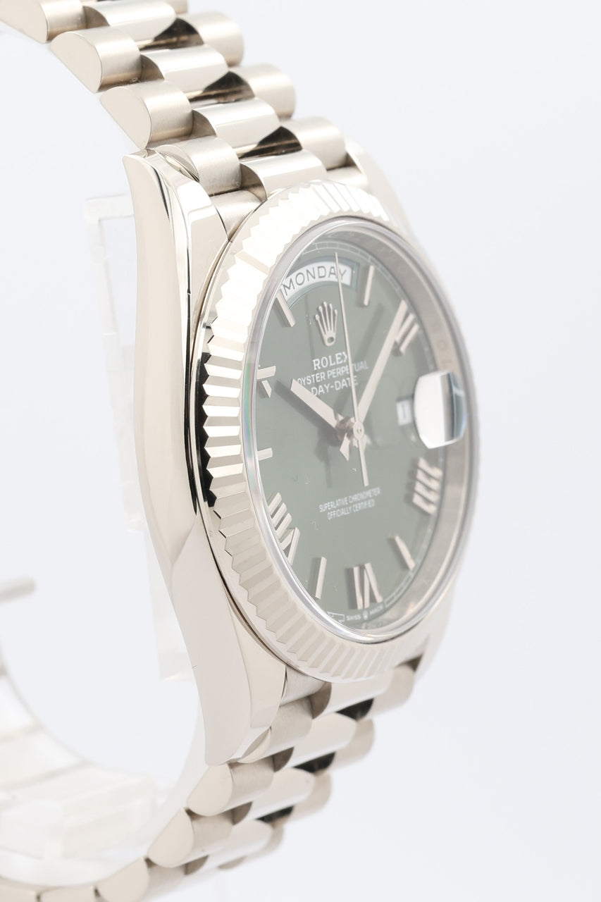 Rolex Day-Date 40 Weißgold "Green Olive Dial" Automatik 228239 - Detailansicht 2