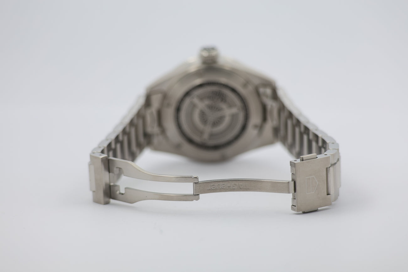 Tag Heuer Autavia 42mm Automatik Herrenuhr WBE5110 - Detail view 6