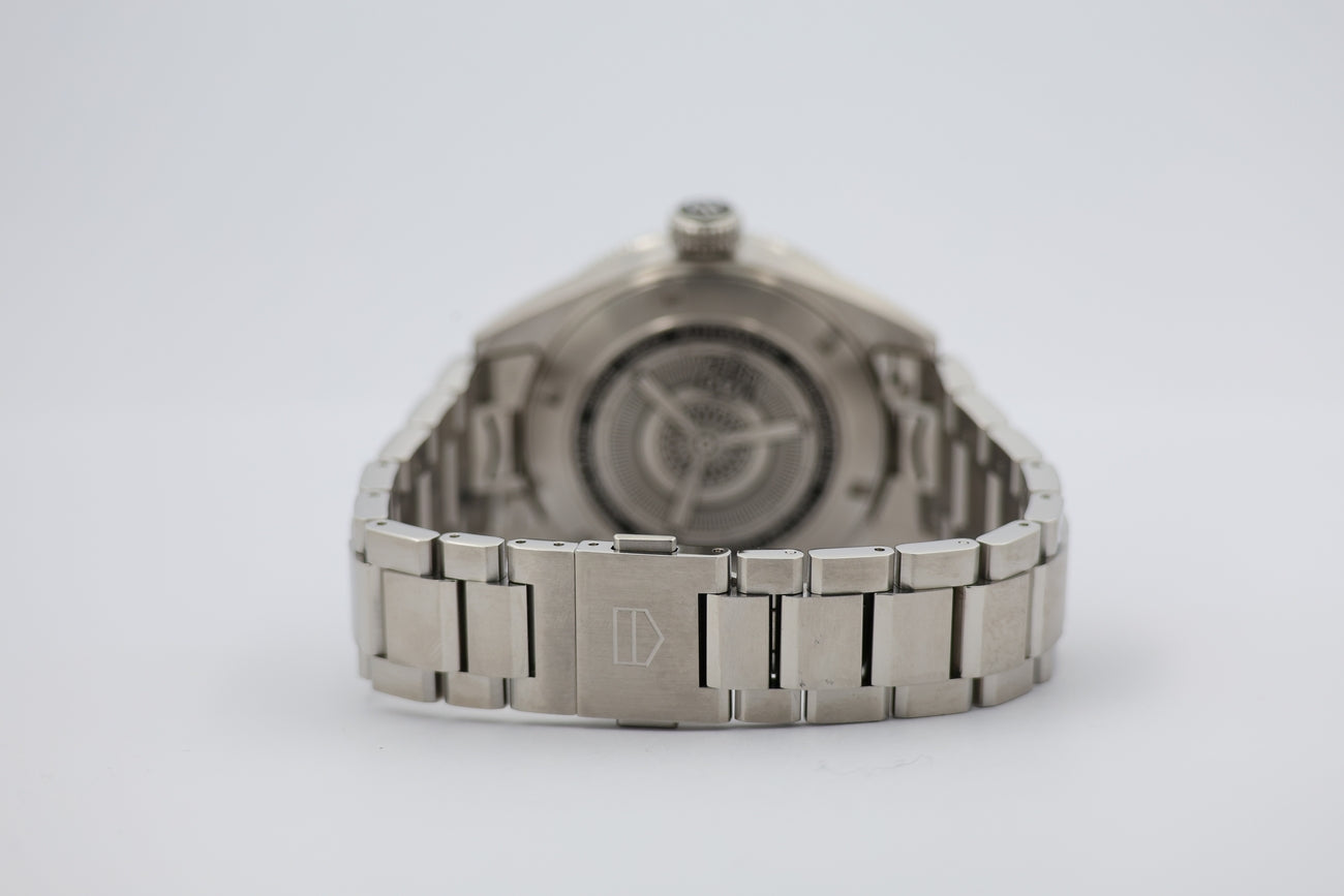 Tag Heuer Autavia 42mm Automatik Herrenuhr WBE5110 - Detail view 5